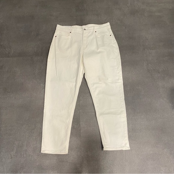 H&M‎ High Waisted Mom Jeans White 16 - Picture 1 of 7